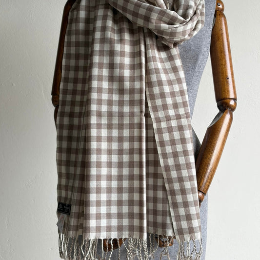 closeup of merino wool stole check design