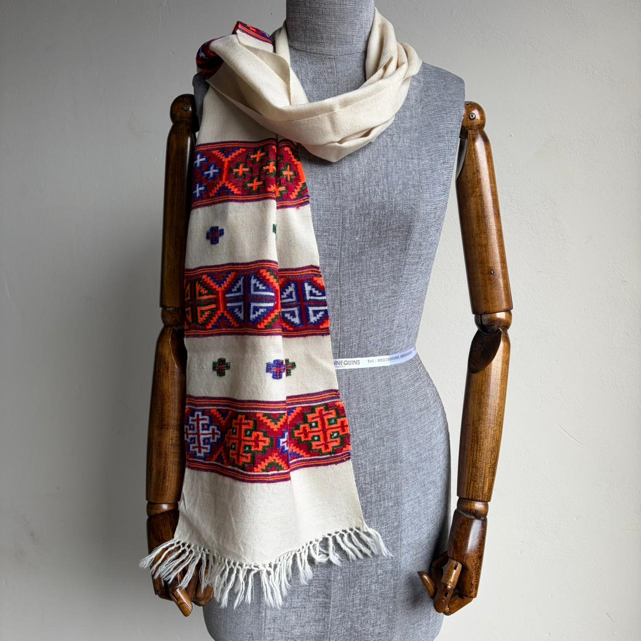 Handwoven Kinnauri Muffler in Merino Wool & Pashmina Blend