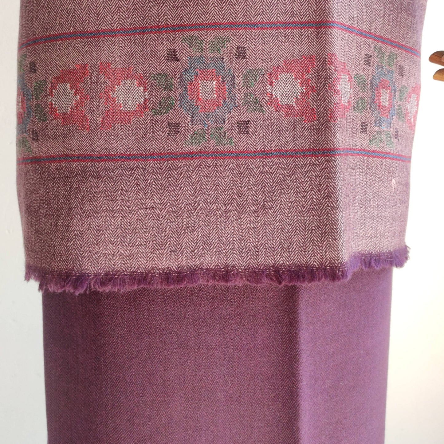 Hand Woven Pure Merino Women's Woolen Suit + Stole (Plum)