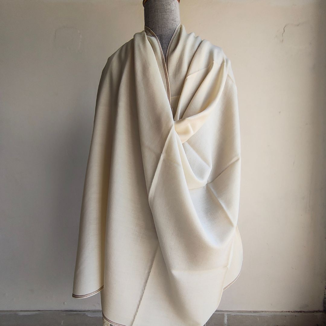 Mens Pure Woolen Kanni Shawl Cream