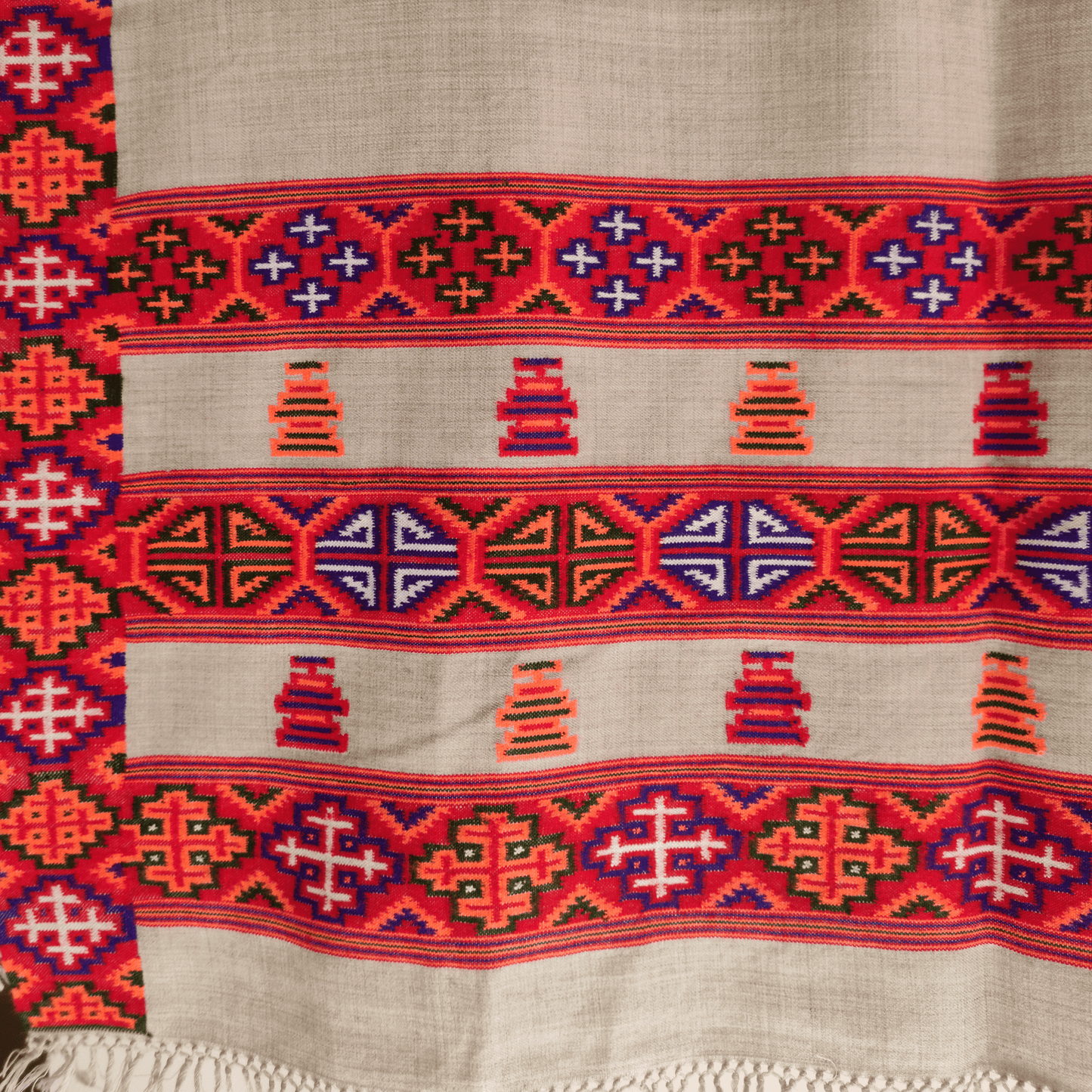 Hand Woven Pure Merino Wool Traditional Kinnauri Shawl