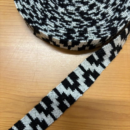 Temple Path BORDER (lace) CASHMILON