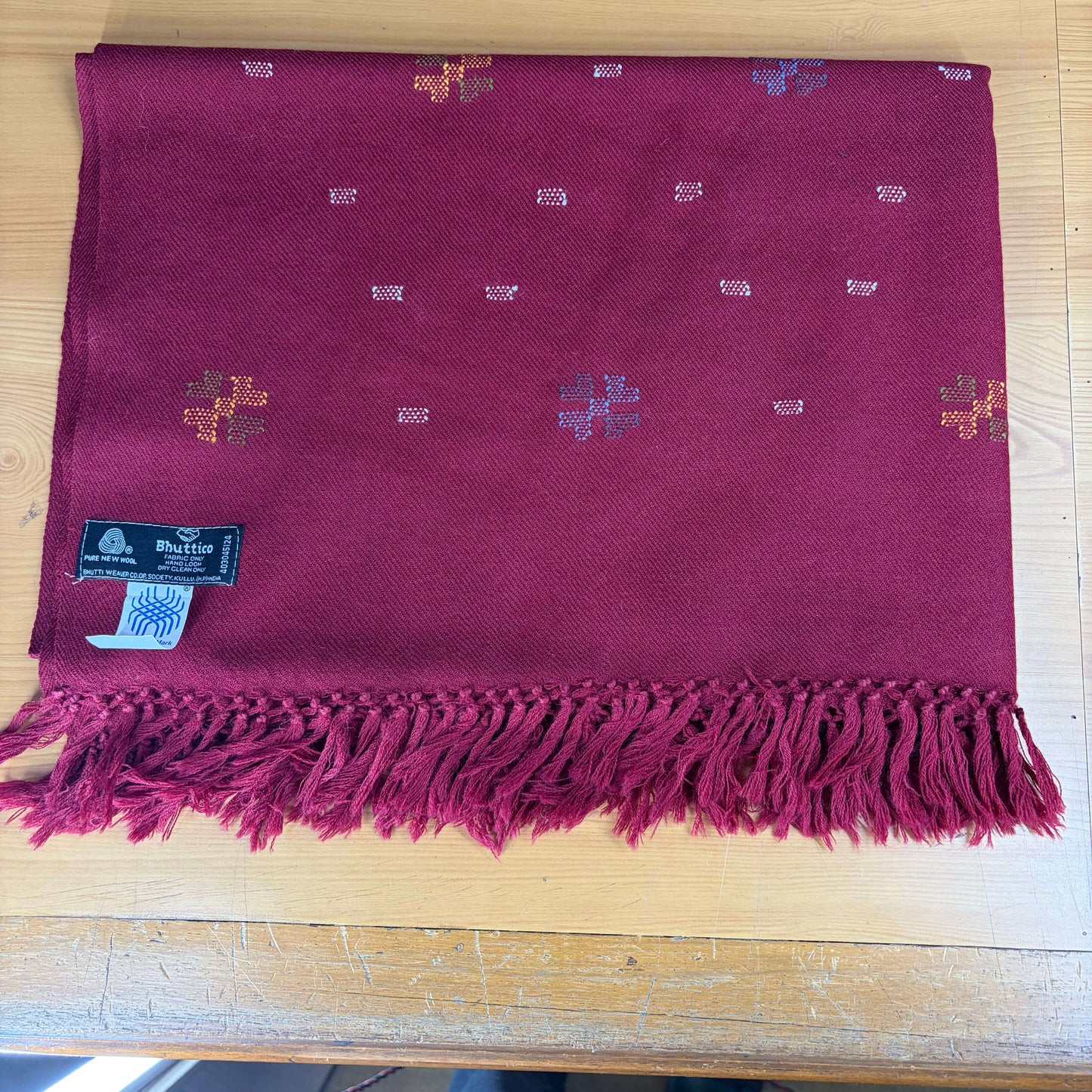 Hand Woven Pure Merino Wool Kullu Stole Maroon (16)