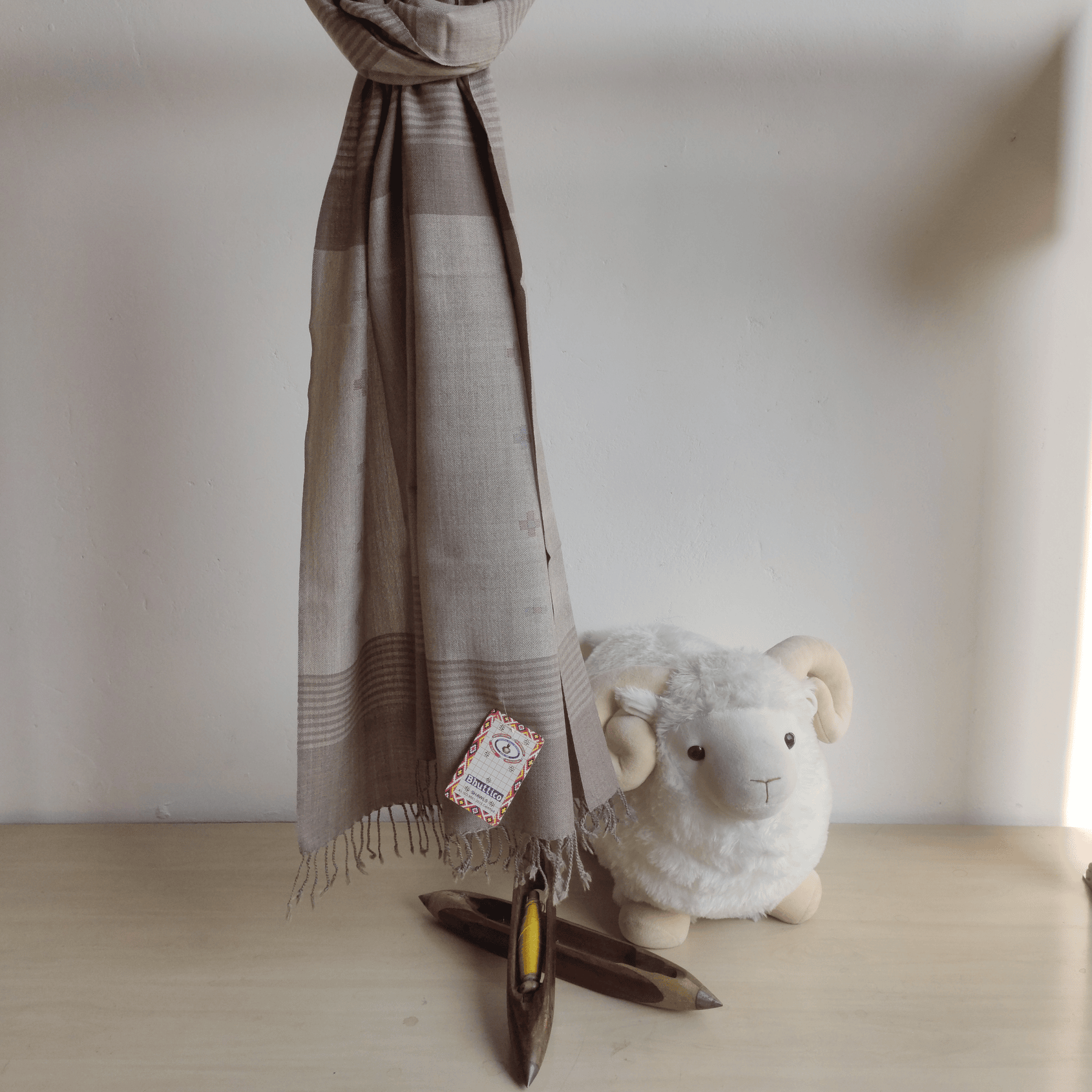 Hand Woven Merino Wool Kullu Stole - Beige - Bhuttico Shawls
