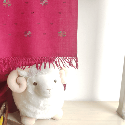 Hand Woven Merino Wool Kullu Stole - Red - Bhuttico Shawls