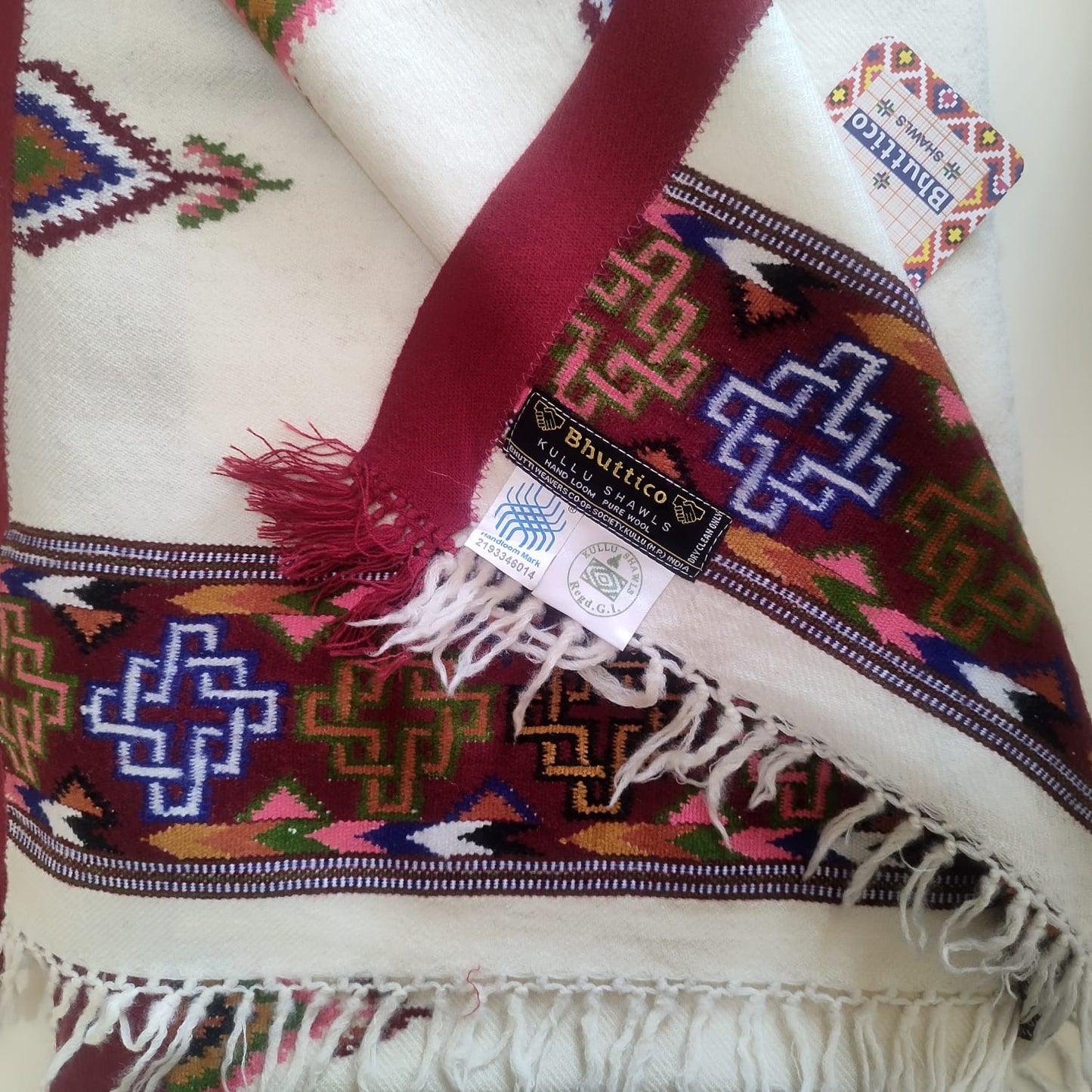 Hand Woven Pure Merino Wool Kullu Pattu - Bhuttico Shawls