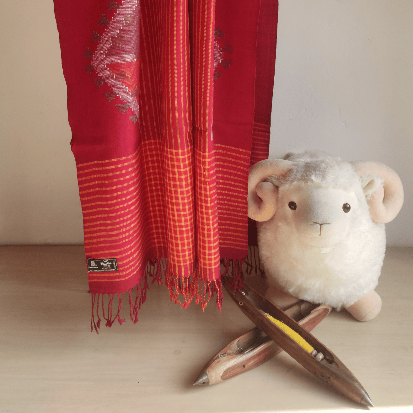 Hand Woven Pure Merino Wool Kullu Stole - Bhuttico Shawls
