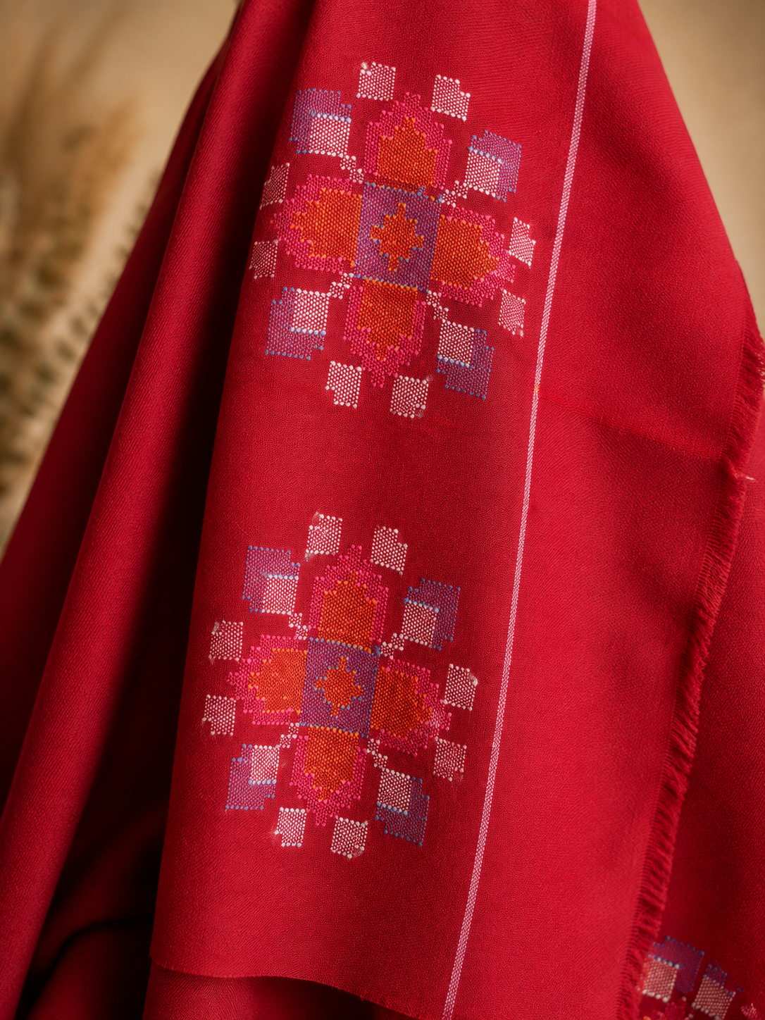 Handwoven Crimson Blossom medallion Kullu shawl in pure merino wool, maroon - close-up texture