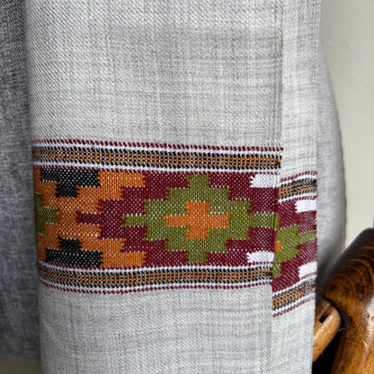 Handwoven Unisex Polywool Muffler (Light Grey)
