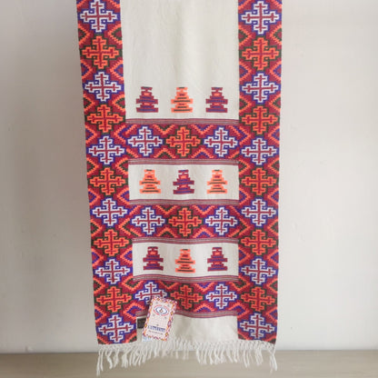 Typical Design Muffler - Bhuttico Shawls