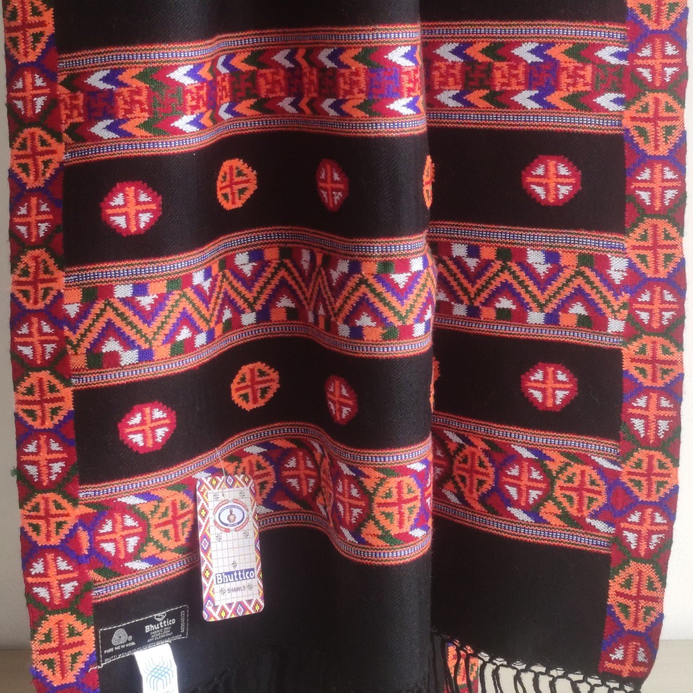Typical Design Stole - Bhuttico Shawls